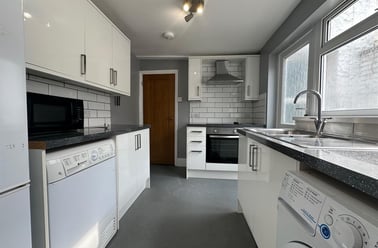 Oxford Road, Southsea, Portsmouth - Image 2